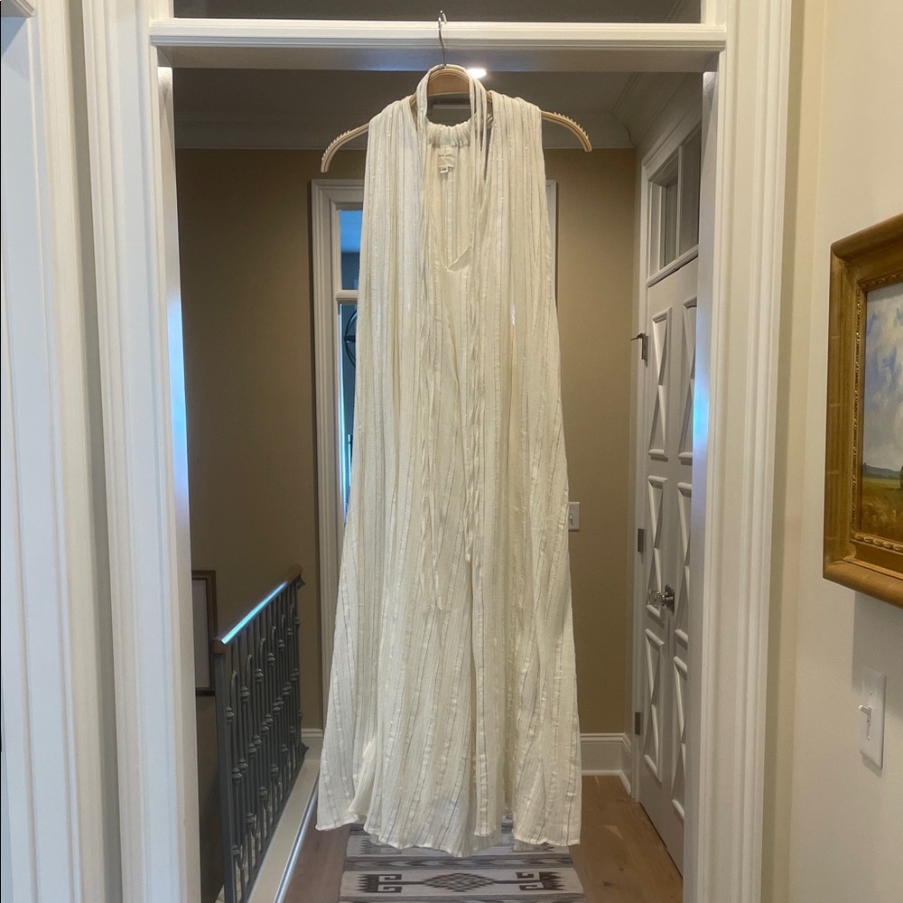Share with off White Sleeveless Maxi Dress(ml)